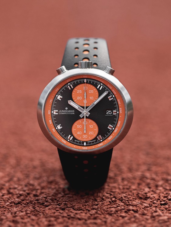 Junghans 1972 Competition Bis zu 50% Rabatt