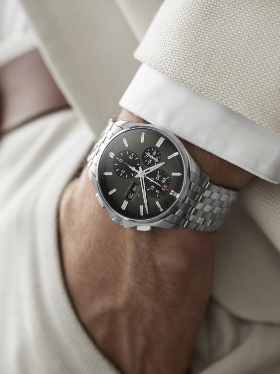 Junghans Meister S Chronoscope Vierteljährliche Förderung
