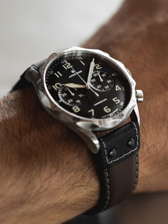 Junghans Pilot Chronoscope Große Rabatte