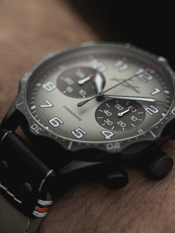 Junghans Pilot Chronoscope Desert Angebote