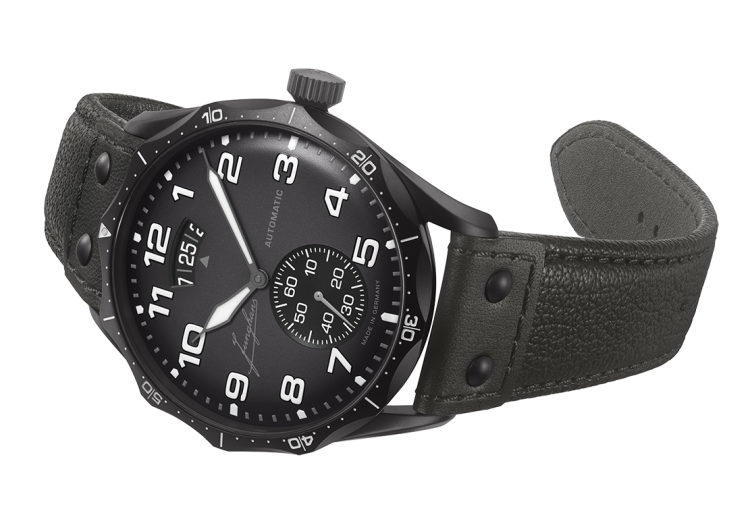 Junghans Pilot Automatic Valentinstagsangebot