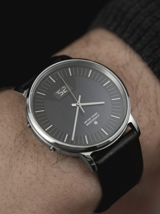 Junghans Milano Mega Solar Nur für heute