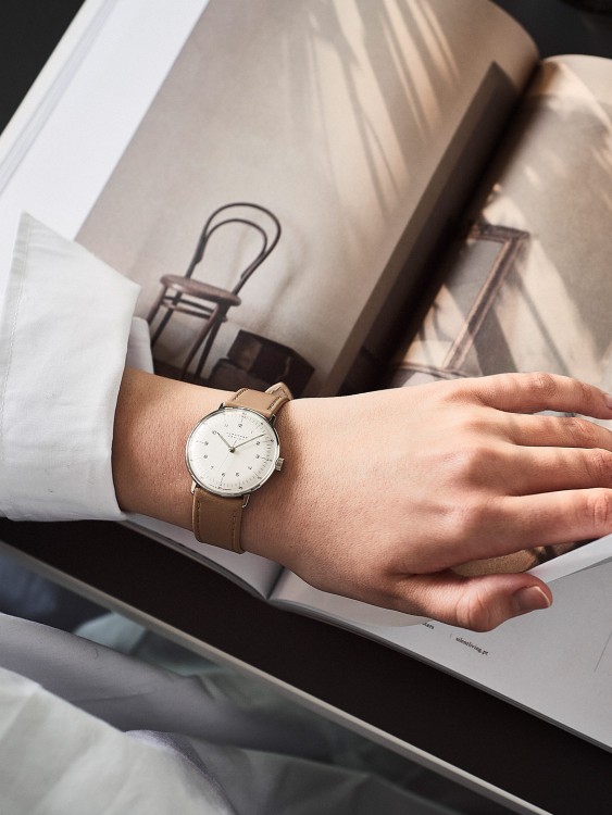Junghans max bill Handaufzug Räumungsverkauf