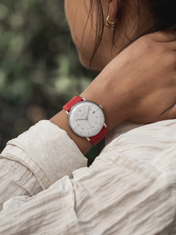 Junghans max bill MEGA Solar Neueste Stile
