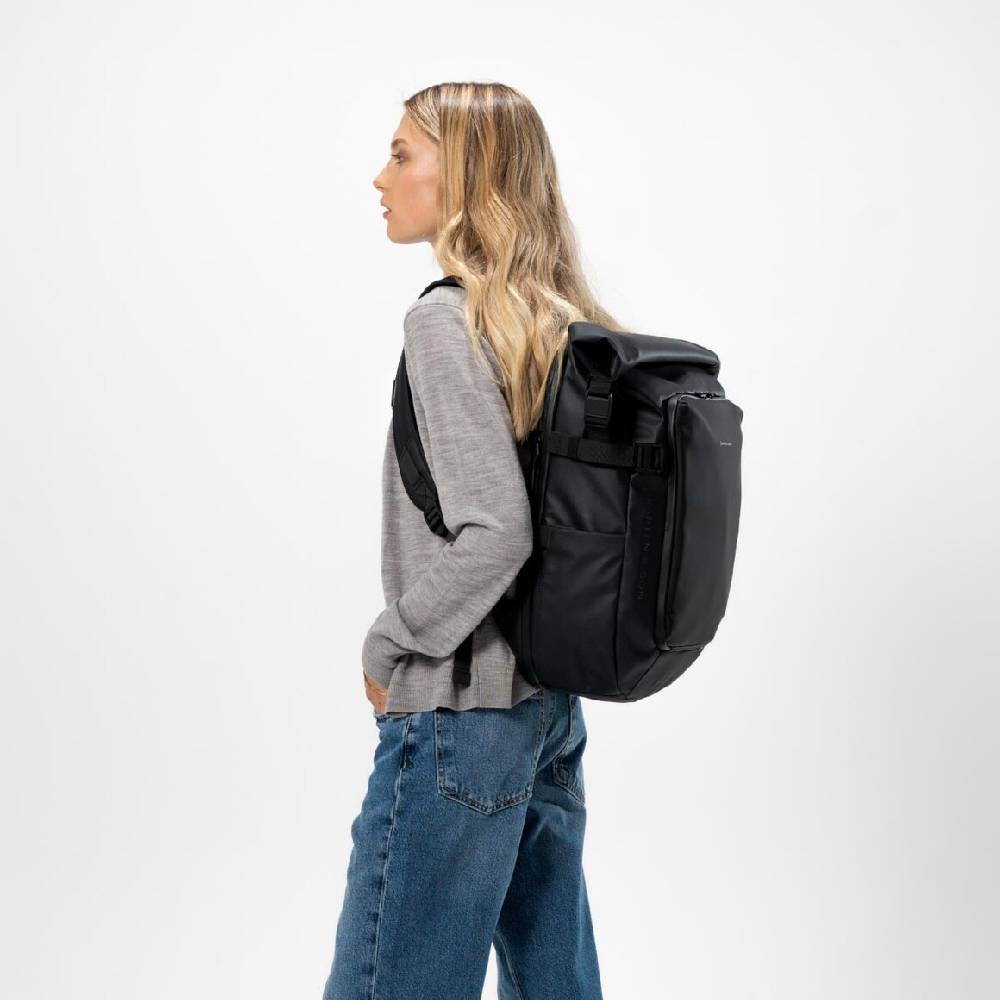Kpten & Son Lisbon All Black 50% Rabatt mit kostenlosem Versand