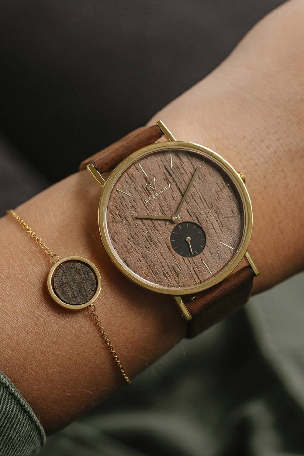 Kerbholz CIRCLE BRACELET Walnuss Kostenloser Versand