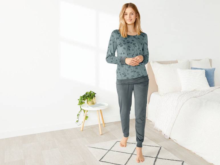 esmara® Damen Pyjama, aus kuschelig weicher Nicki-Qualität Rabatte dieses Monats