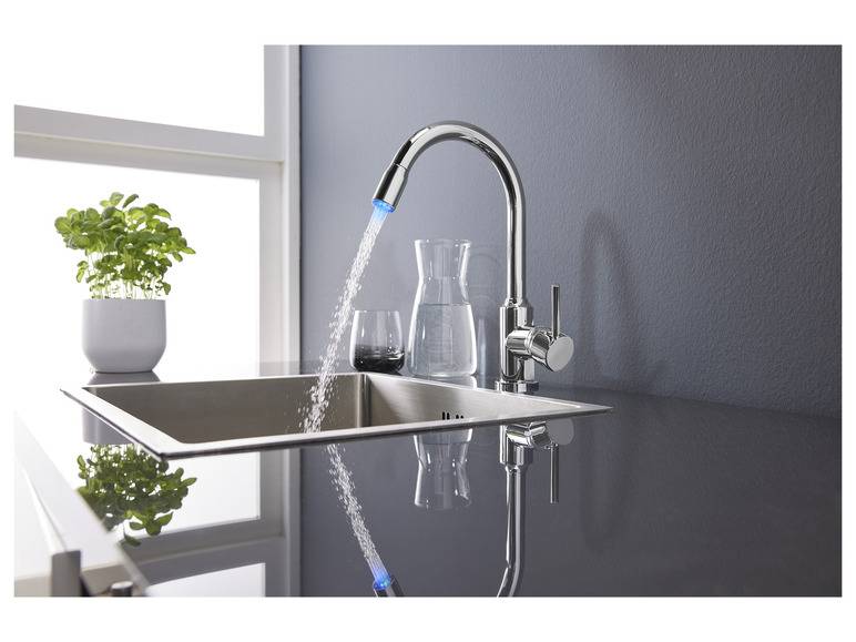 LIVARNO home LED-Spültischarmatur, 360° schwenkbar Limitierter Zeitrabatt