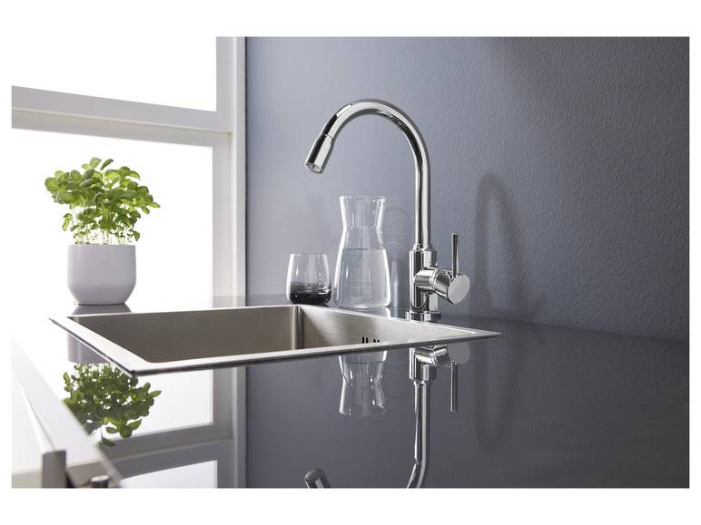 LIVARNO home LED-Spültischarmatur, 360° schwenkbar Limitierter Zeitrabatt