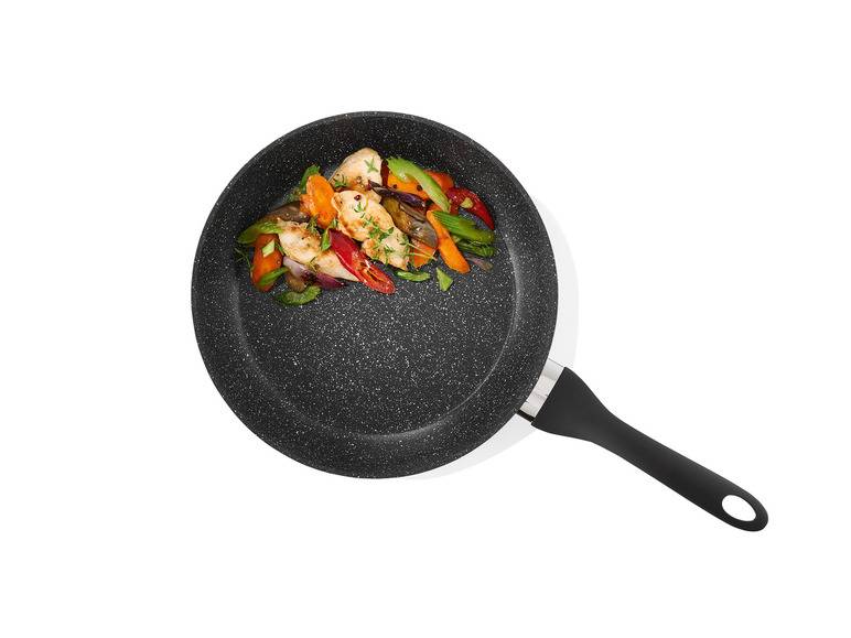 ERNESTO® Aluminium-Pfanne / -Wok, 28 cm, in Granitoptik Verkauf
