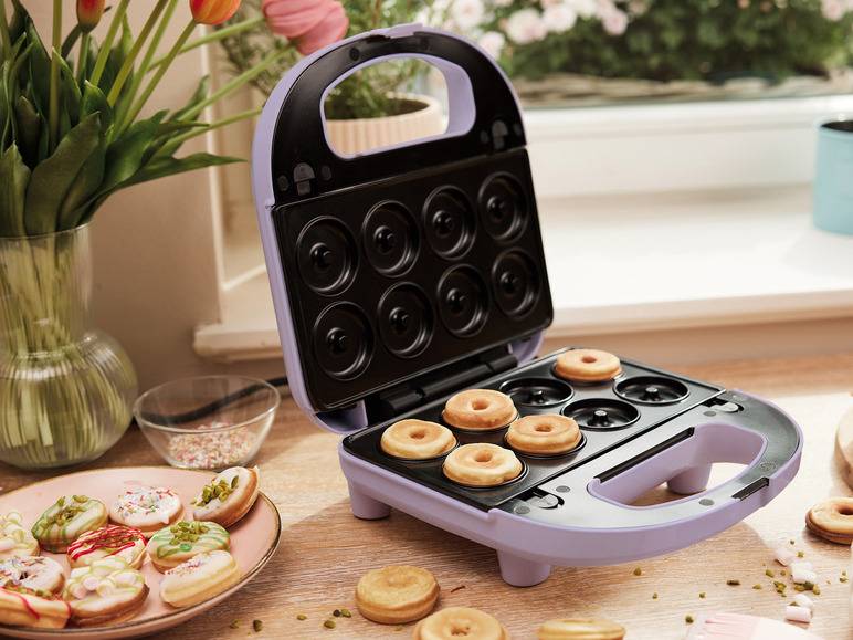 SILVERCREST® KITCHEN TOOLS Waffeleisen »SWEW 750 D4«, mit Wechselplatten Nur für heute