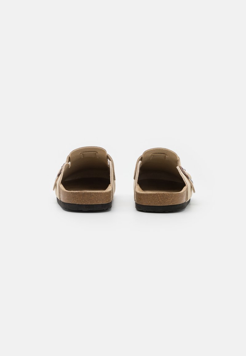 Pier One Pier One LEATHER UNISEX - Slippers - beige Tägliche Deals