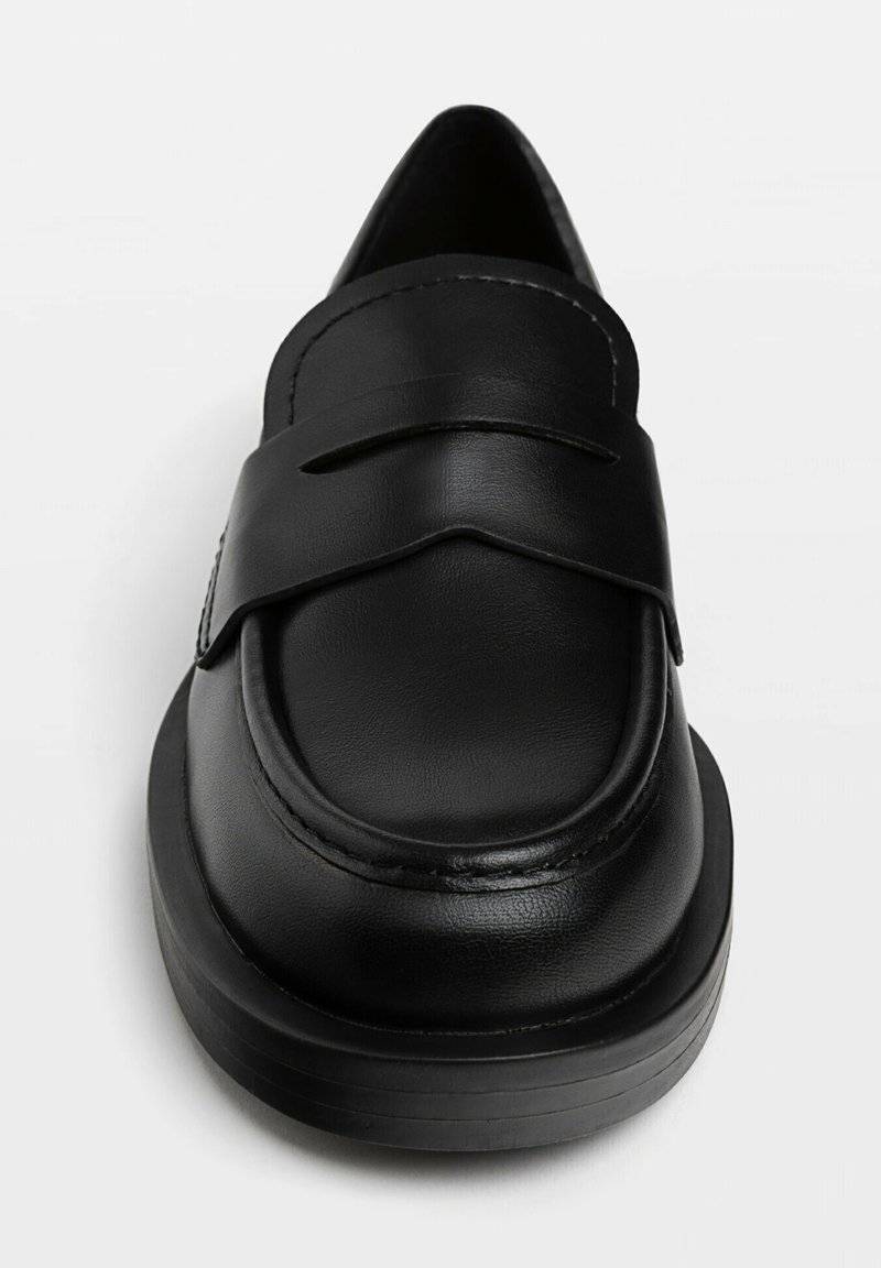 Stradivarius Stradivarius LOAFERS - Slip-ons - black VIP-Rabatte