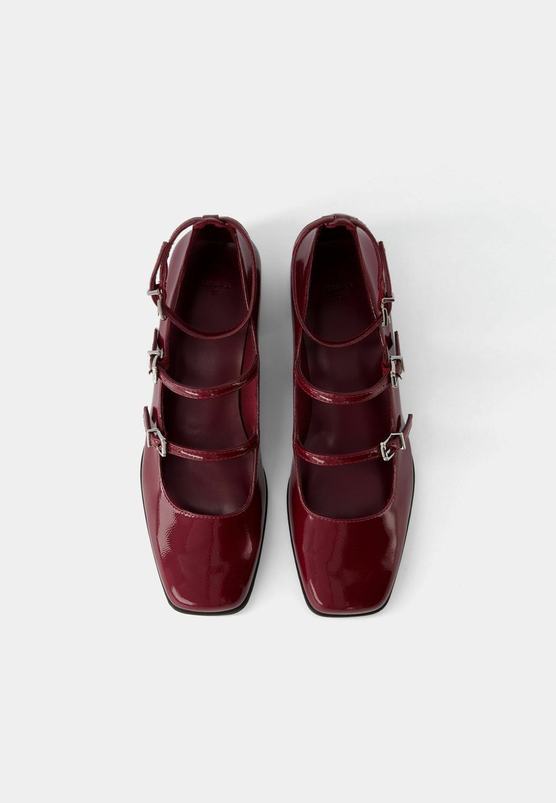 Bershka Bershka MARY JANES - Ankle strap ballet pumps - dark red Kostenlose Rückgabe