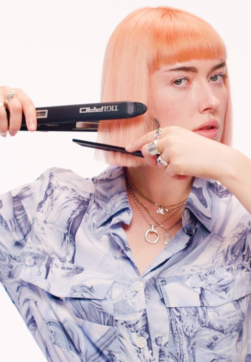 Tigi Tigi BED HEAD STRAIGHTEN OUT - Hair styling Rabatt