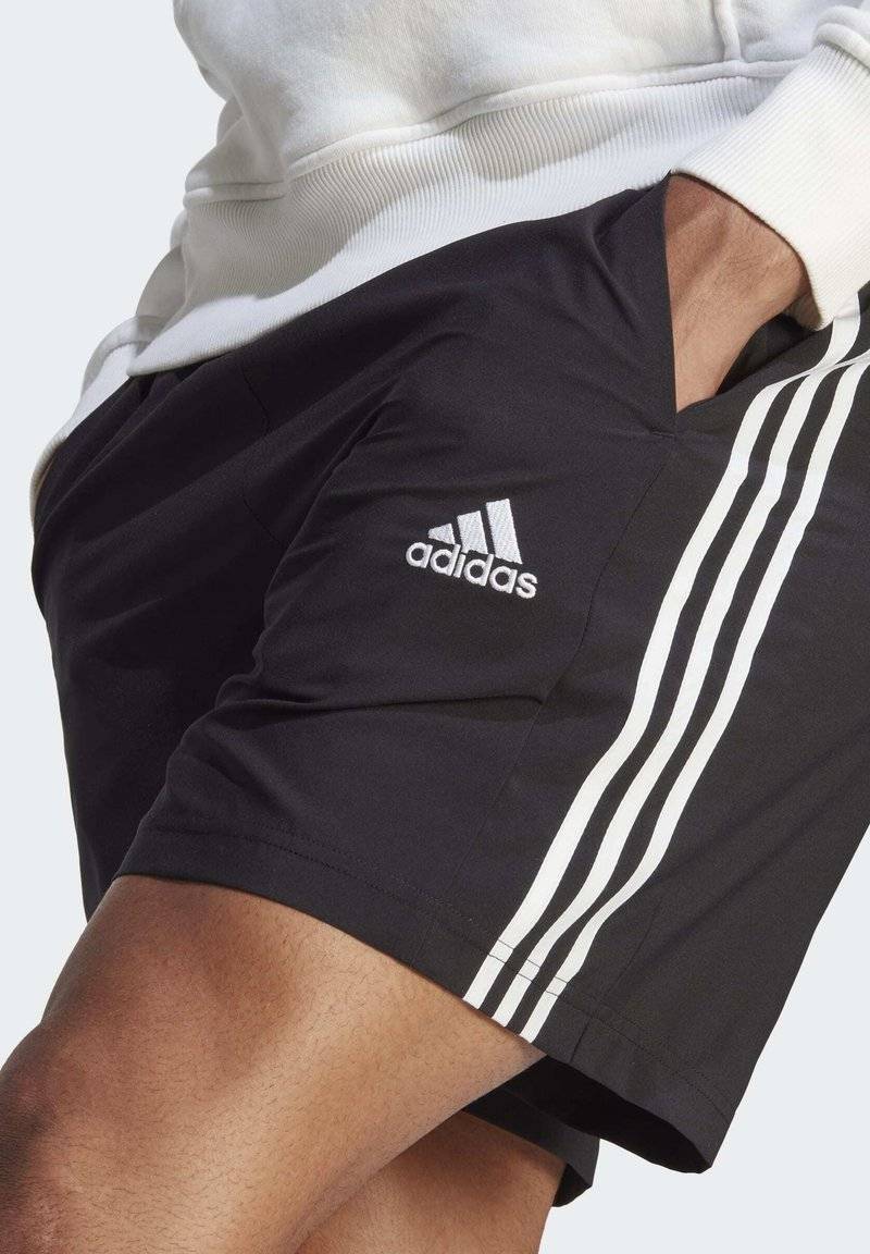 adidas Sportswear adidas Sportswear AEROREADY ESSENTIALS CHELSEA 3-STRIPES - Sports shorts Top Angebot
