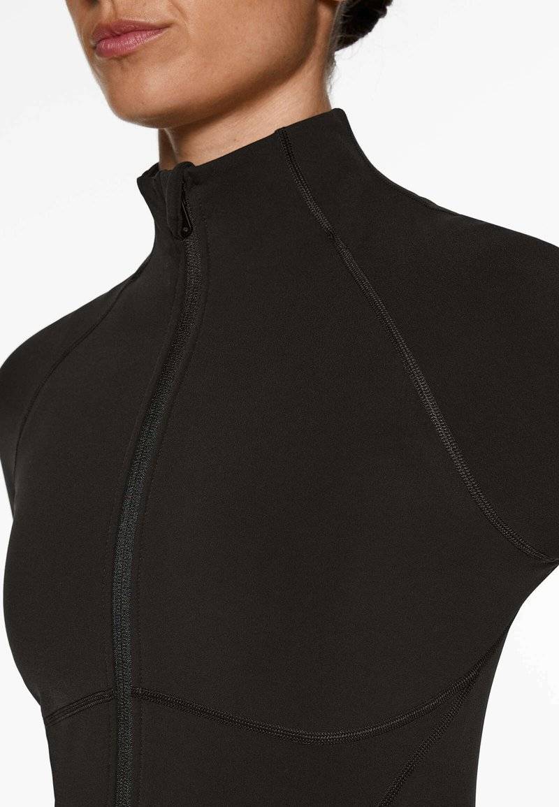 OYSHO OYSHO WARMTH COMFORTLUX TECHNICAL - Training jacket - black Blitzangebot