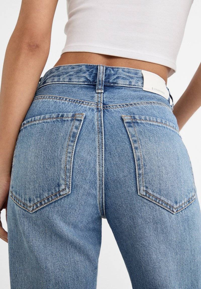 Stradivarius Stradivarius Straight leg jeans - light blue Letzte 2 Tage