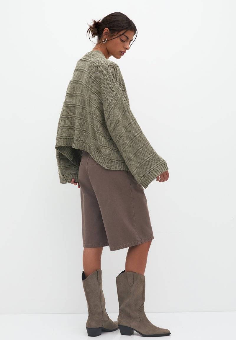 PULL&BEAR PULL&BEAR Cardigan - khaki Nur noch ein Tag übrig