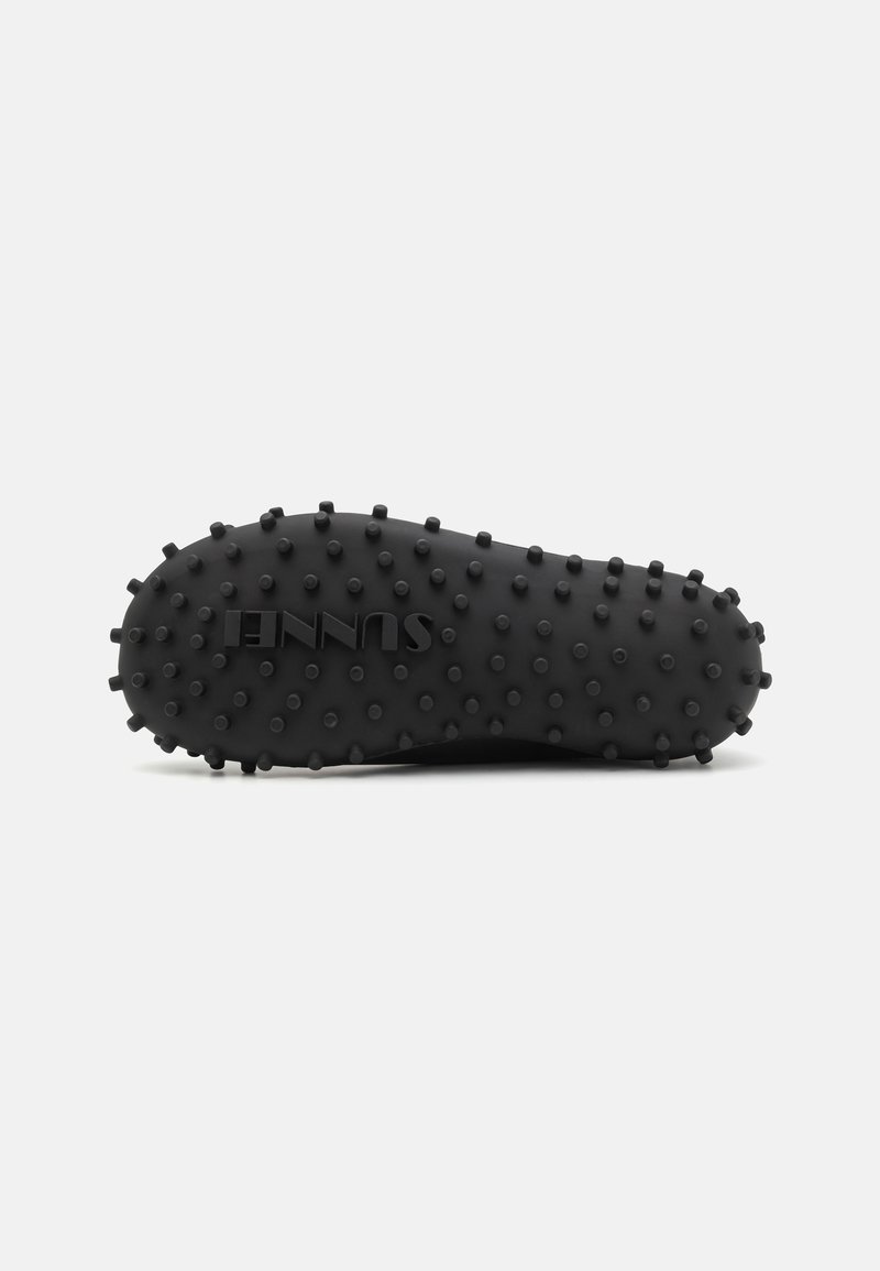 Sunnei Sunnei 1000CHIODI TRAINERS UNISEX - Trainers - black Flash Sale