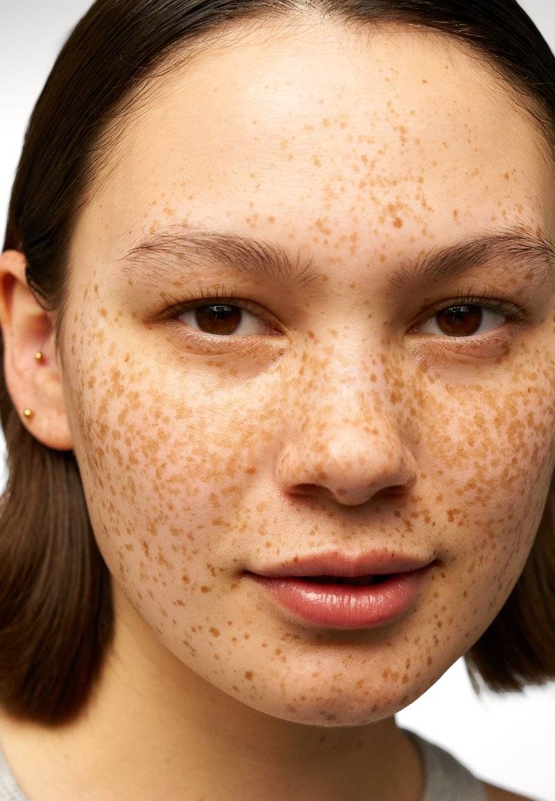 The Ordinary The Ordinary VITAMIN C SUSPENSION 23% + HA SPHERES 2% - Serum Lagerräumung