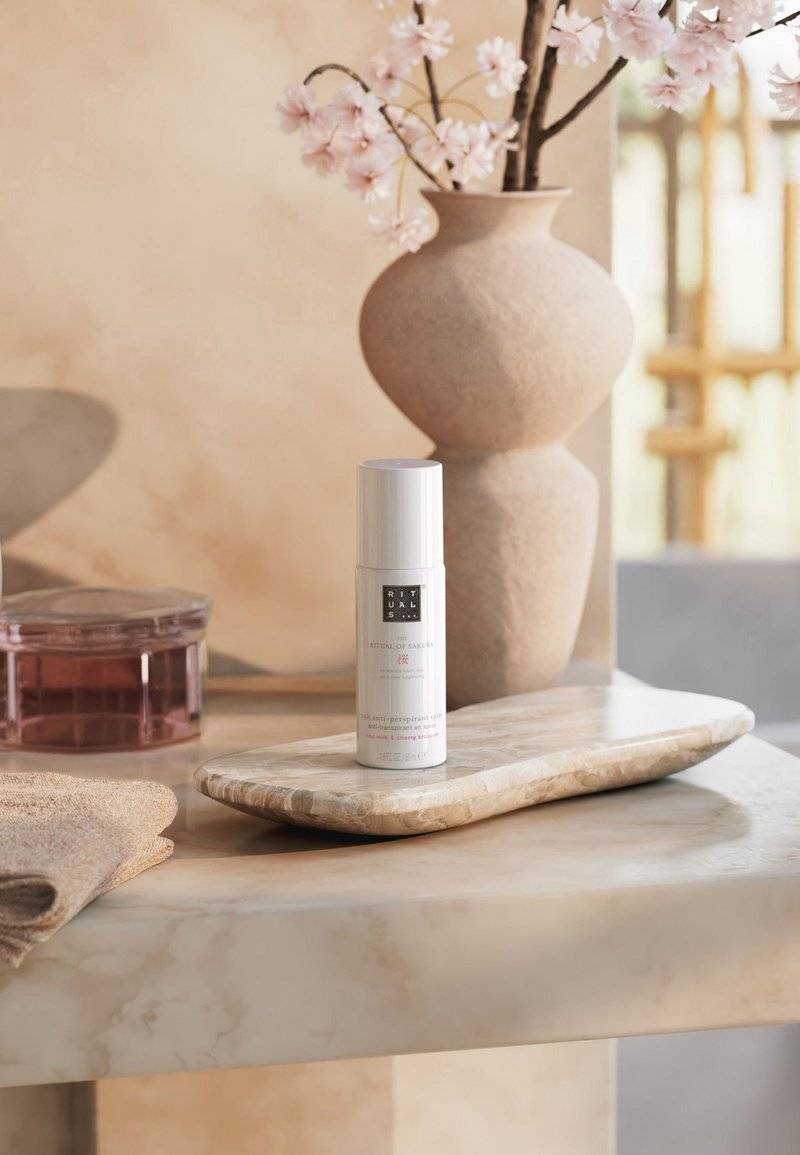 Rituals Rituals ANTI-PERSPIRANT SPRAY TRAVEL SIZE THE RITUAL OF SAKURA - FLORAL - CHERRY BLOSSOM & RICE MILK - Deodorant Neuheiten