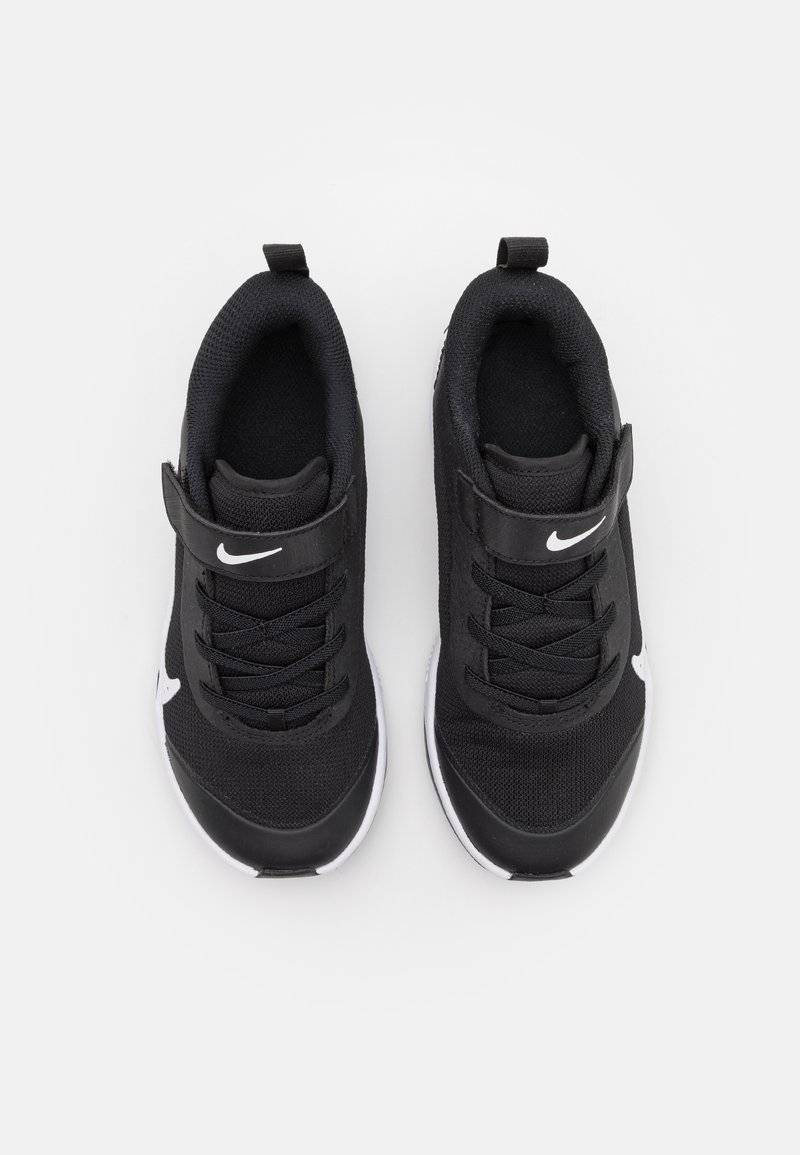 Nike Performance Nike Performance OMNI MULTI COURT - Training shoe Super Sparpreis