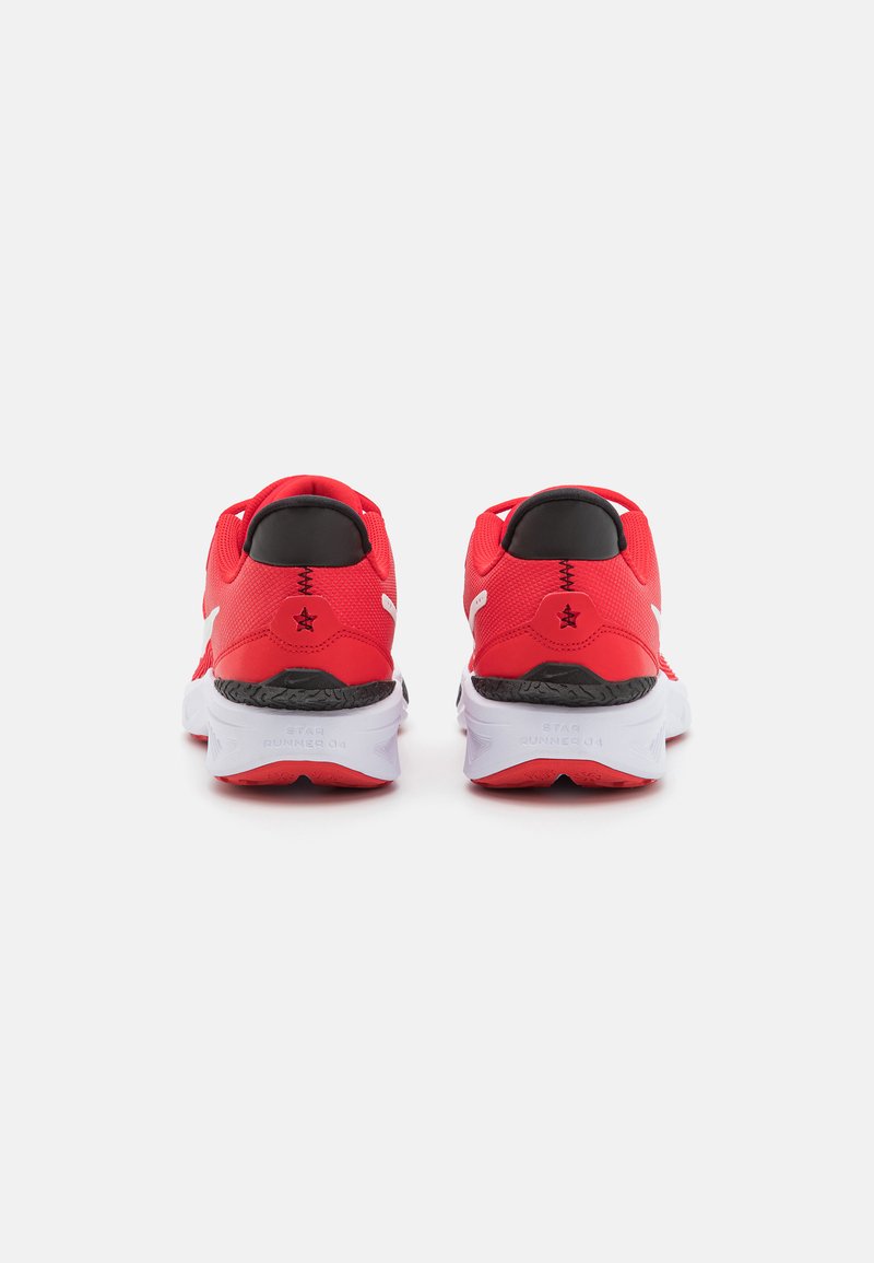 Nike Performance Nike Performance STAR RUNNER 4 UNISEX - Competition running shoes Begrenzt auf 3 Tage