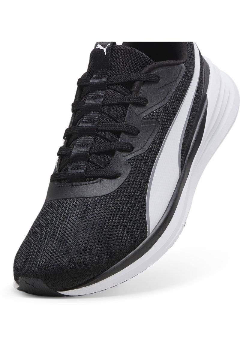 Puma Puma NIGHT RUNNER - Stability running shoes - black white Outlet