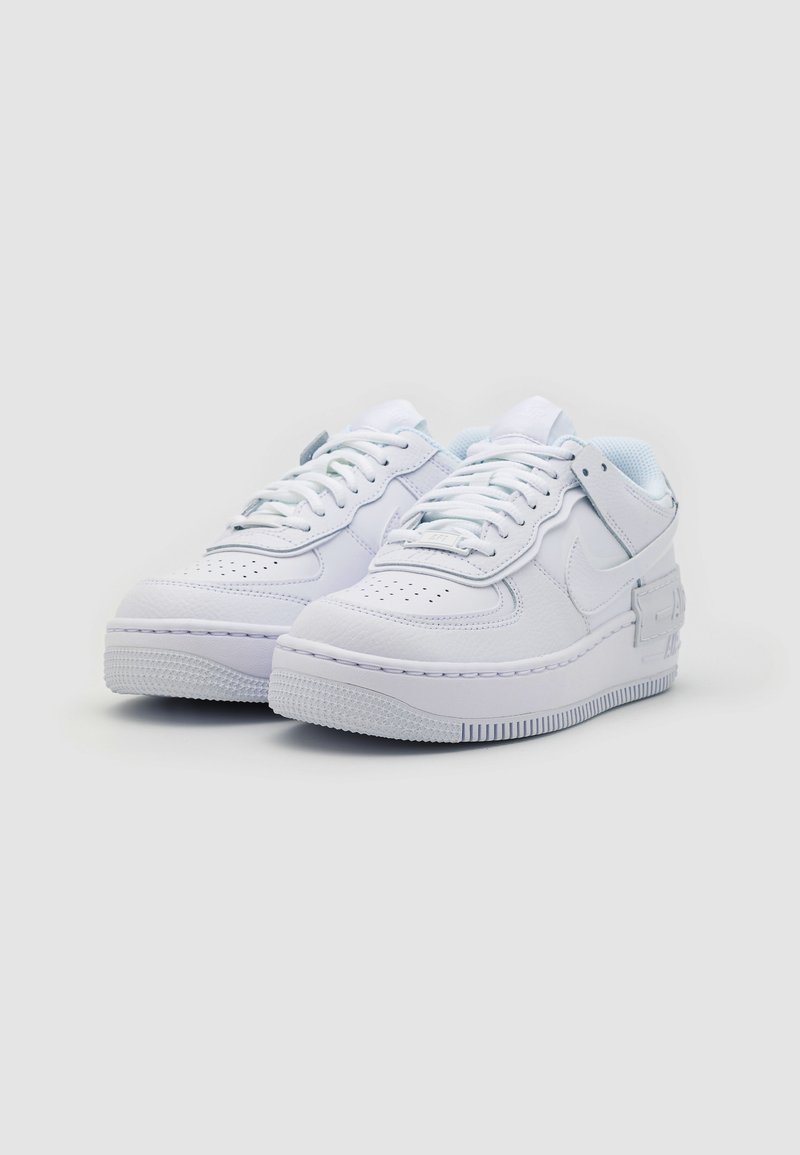 Nike Sportswear Nike Sportswear AF1 SHADOW - Trainers - white Rabatt