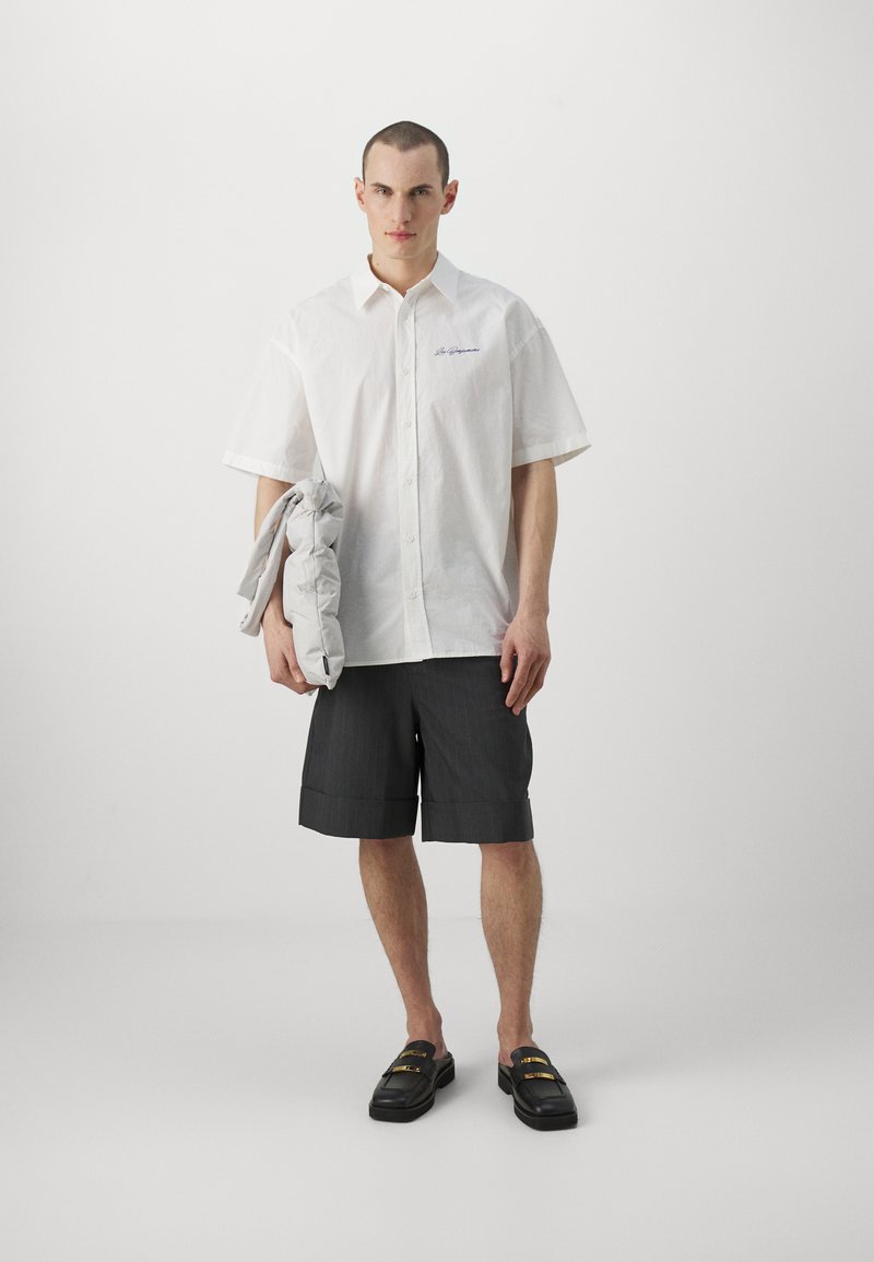 Les Benjamins Les Benjamins SHORT SLEEVE UNISEX - Button-down blouse - white Neueste Mode