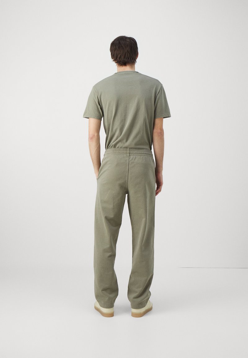 Holzweiler Holzweiler LAGOON OSLO TROUSERS UNISEX - Tracksuit bottoms - green Sonderangebote