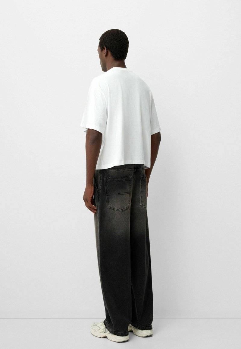 Bershka Bershka Relaxed fit jeans - black denim JETZT KAUFEN