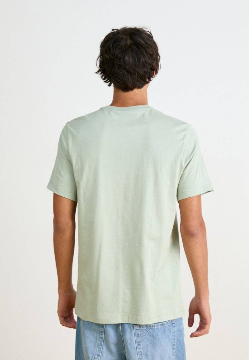 Nike Sportswear Nike Sportswear CLUB TEE - Basic T-shirt - mint Discount Store für neue Produkte