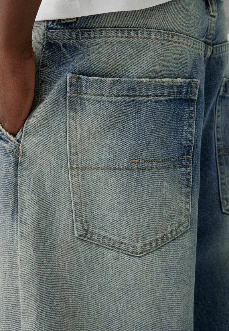 Bershka Bershka Relaxed fit jeans - blue grey Fabrikladen