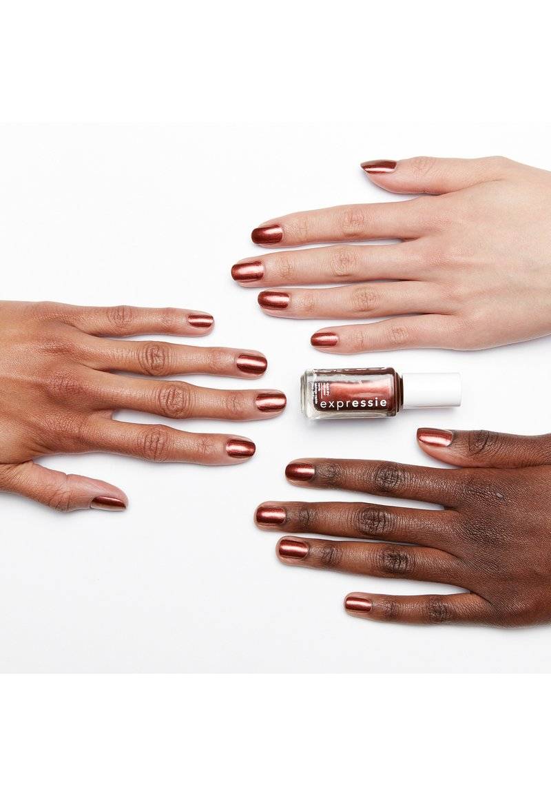Essie Essie EXPRESSIE - Nail polish - 270 misfit right in Black Friday