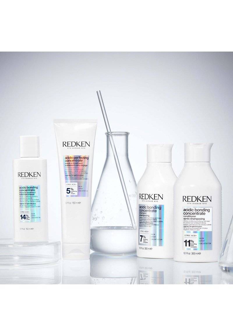 Redken Redken ACIDIC BONDING CONCENTRATE CONDITIONER | STRENGTH REPAIR, INTENSE CONDITIONING AND COLOR PROTECTION FOR DAMAGED HAIR - Conditioner Neueste Mode