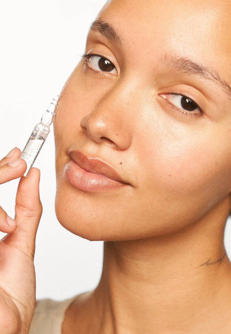 BABOR BABOR HYDRATING AMPOULE LIMITED EDITION - Serum Zeitlich begrenztes Angebot