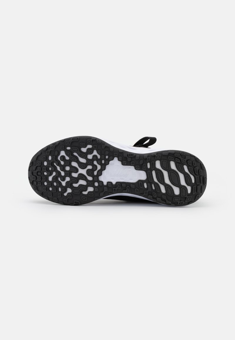 Nike Performance Nike Performance NIKE REVOLUTION 6 FLYEASE (PS - Neutral running shoes 50% Rabatt mit kostenlosem Versand
