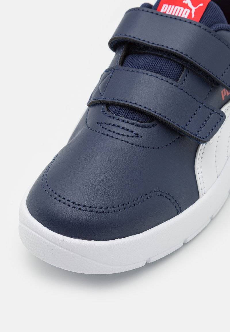 Puma Puma COURTFLEX UNISEX - Neutral running shoes Clearance-Verkauf