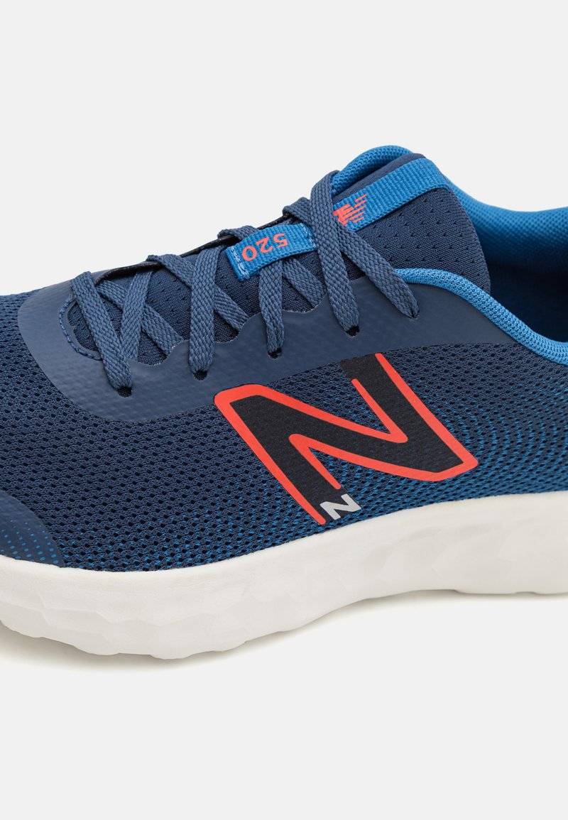 New Balance New Balance 520V8 UNISEX - Competition running shoes - navy Heißer Verkauf