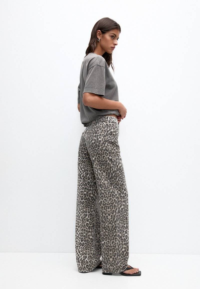 PULL&BEAR PULL&BEAR Trousers - brown Neueste Stile