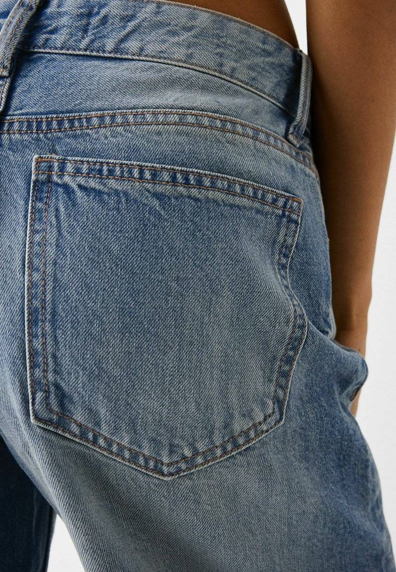Bershka Bershka WIDE-LEG - Relaxed fit jeans Letzter Tag