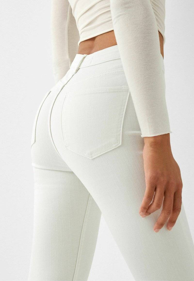 Bershka Bershka SUPER - Jeans Skinny Fit - white Fabrikladen