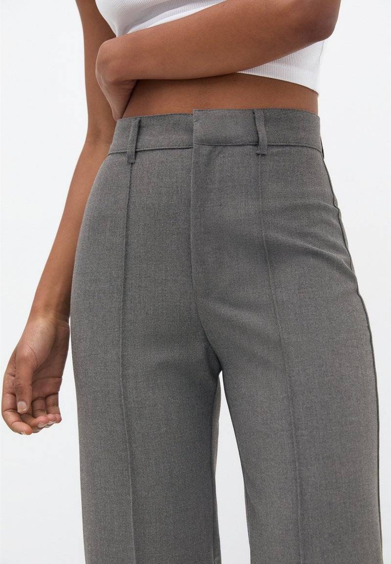 PULL&BEAR PULL&BEAR SMART SEAMED - Trousers - grey Black Friday Preise