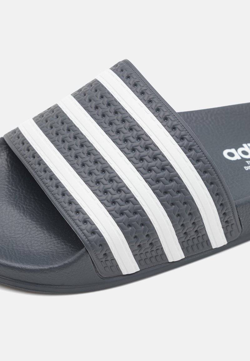 adidas Originals adidas Originals ADILETTE UNISEX - Pool slides Muttertagsangebot