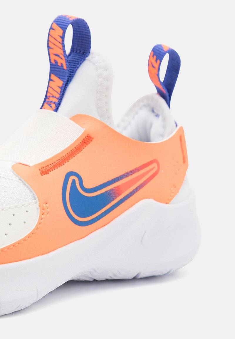 Nike Performance Nike Performance FLEX RUNNER 3 UNISEX - Competition running shoes Neuheiten
