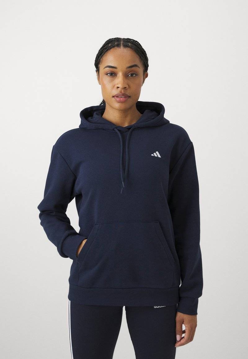 adidas Sportswear adidas Sportswear ESSENTIALS SMALL LOGO FEEL COZY HOODIE - Hoodie - legend ink Kauf eins, bekomm eins gratis