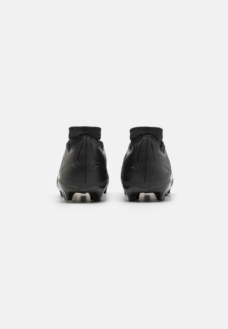 adidas Performance adidas Performance PREDATOR LEAGUE LACELESS FG - Moulded stud football boots Bis zu 55% Rabatt