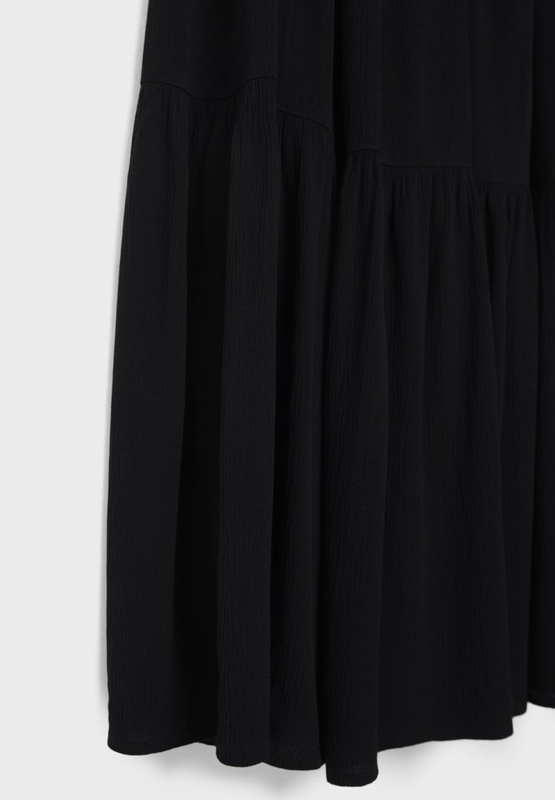 Stradivarius Stradivarius PEASANT - Maxi skirt - black Angebote